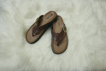 TURKISH-STYLE SLIDES ESSENTIALS BY STEEP LAAY